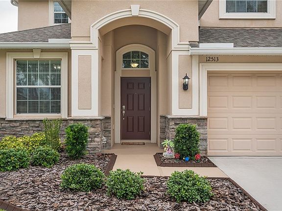 3rd image of 12513 Cricklewood Dr