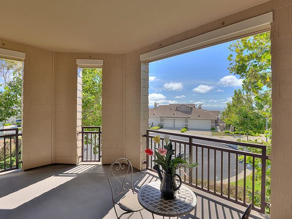 3rd image of 142 Red Hawk Ct