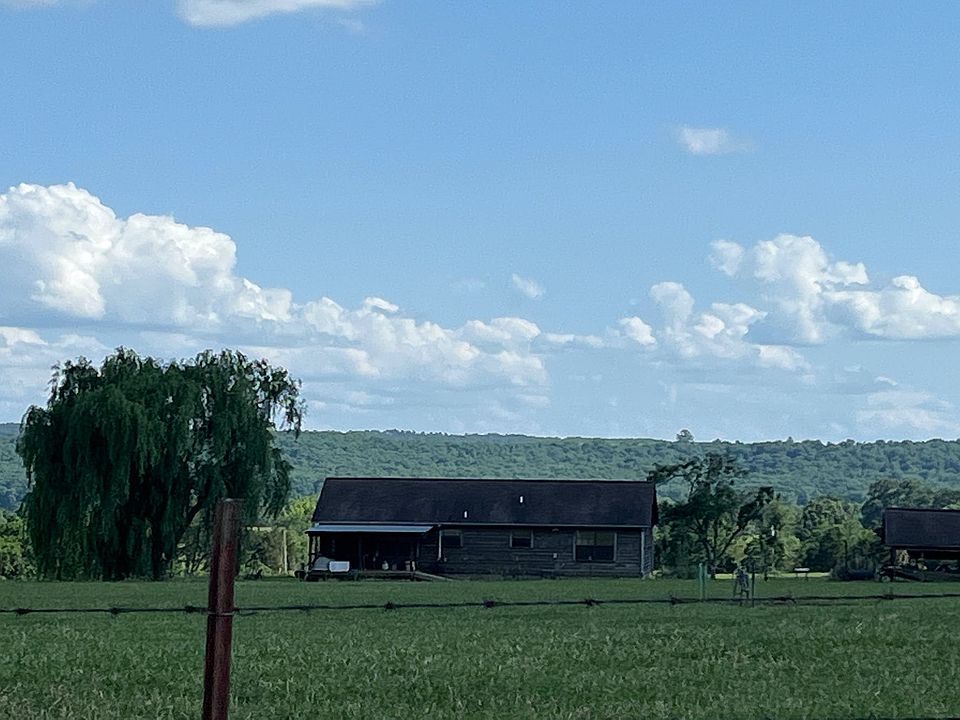 1st image of 7437 Ivy Ln