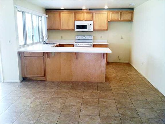 5th image of 17063 Oculto Pl