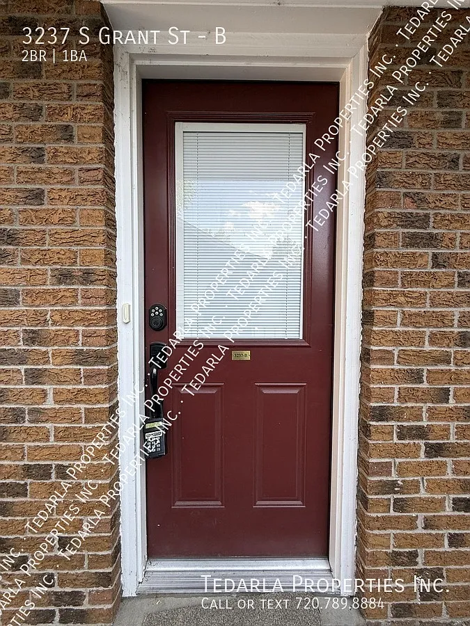 2 bed, 1000 sqft, $1,895 — Photo 2