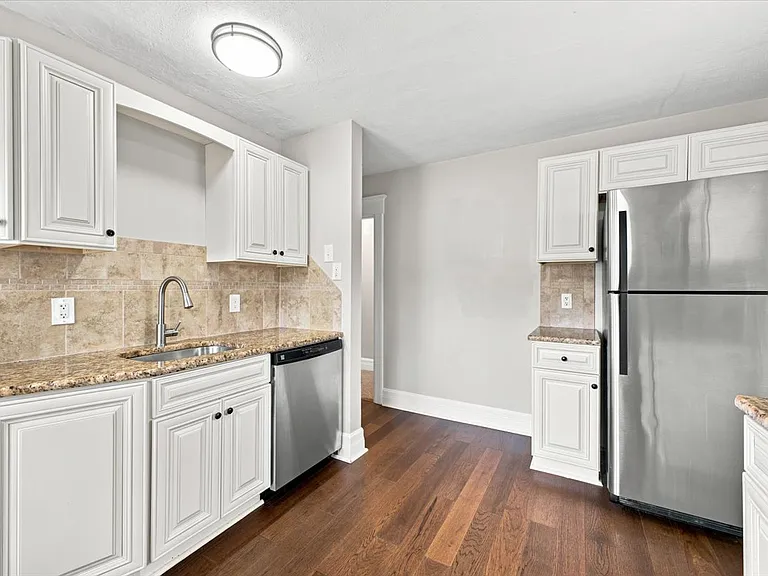 802 S Lafayette Ave #2 — Photo 9