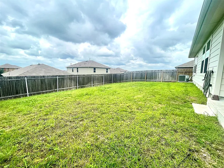 19616 Ann Richards Ave — Photo 36