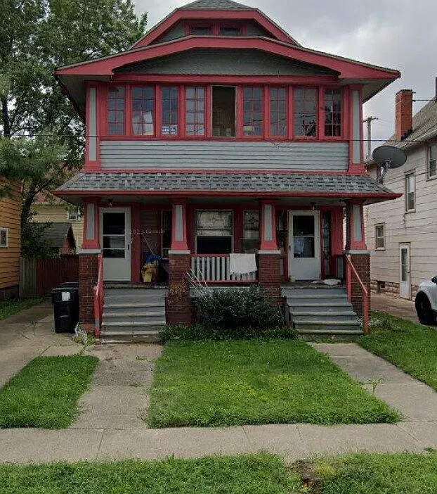 3505 Poe Ave
