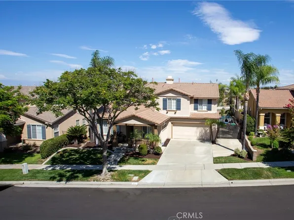 3827 Holly Springs Dr, Corona, CA 92881