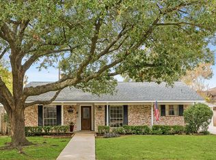 2310 Walnut Bend Ln, Houston, TX 77042