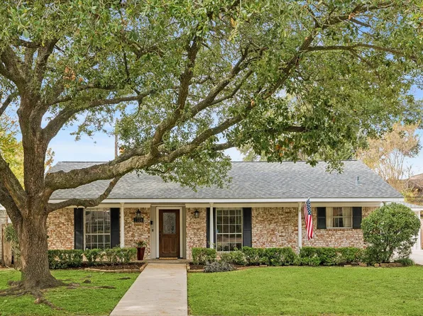 2310 Walnut Bend Ln, Houston, TX 77042