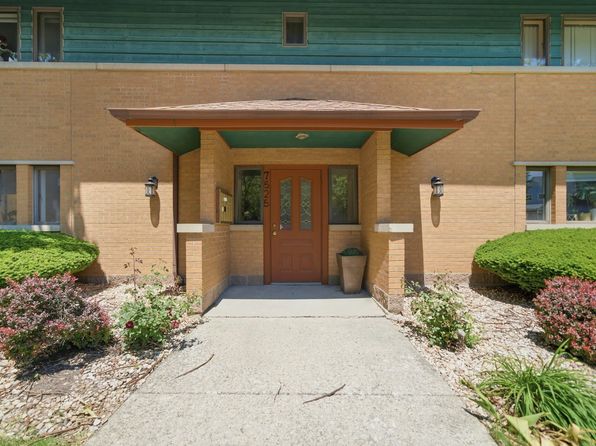7525 Adams St APT 1W, Forest Park, IL 60130