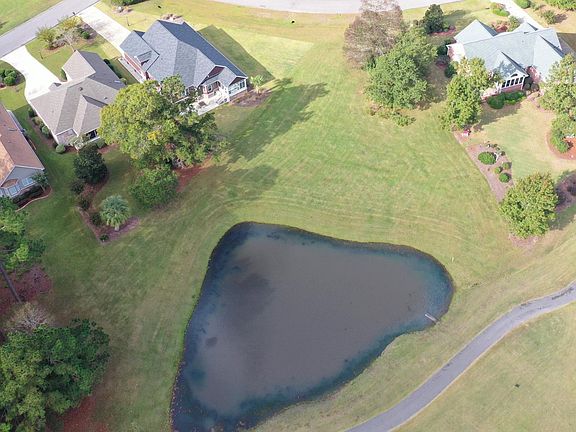3rd image of 1050 Beauvoir Drive NW