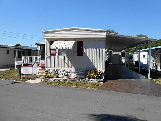 1st image of 93246 Circle Dr N