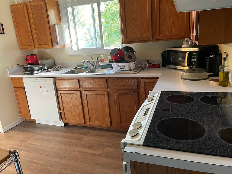 2606 Packard Rd — Photo 8