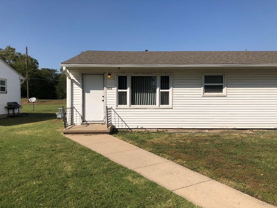1st image of 1522 Beverly Dr