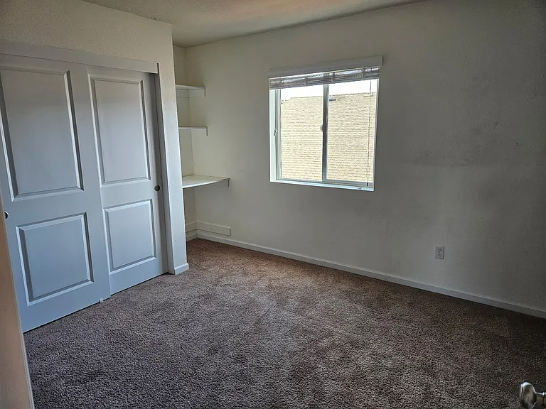51192 SW Klompen St — Photo 7