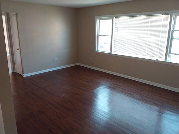3rd image of 13914 S Indiana Ave #1W