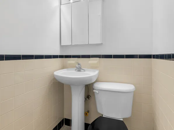 231 West 148th Street image 10 of 14