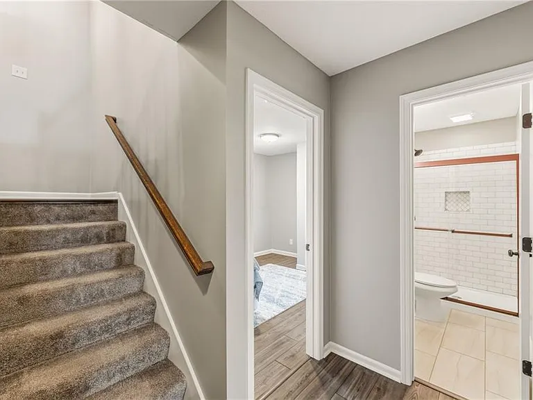 1225 E Cothrell St — Photo 14