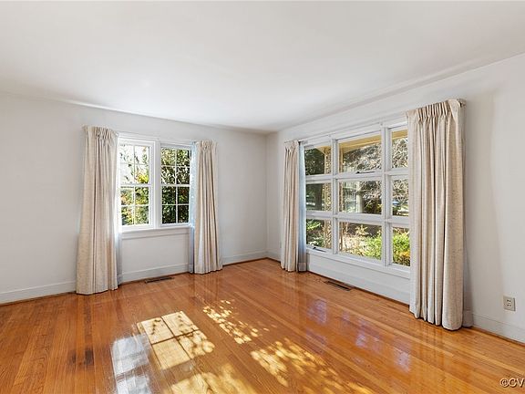 4th image of 3013 Landria Dr