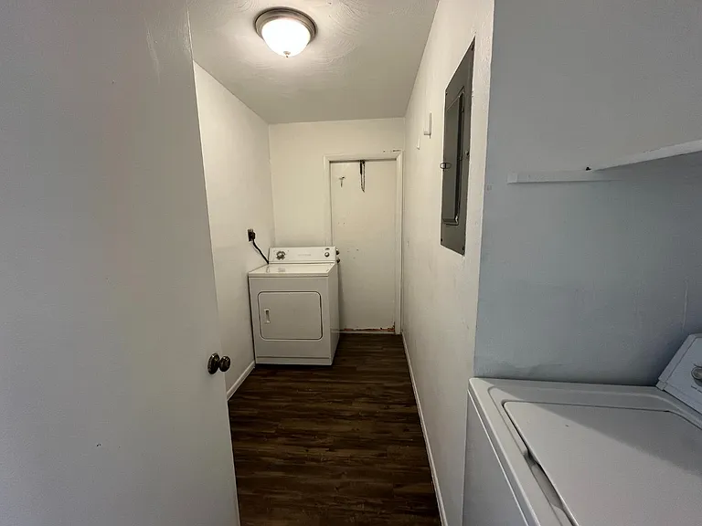 Unit Photo