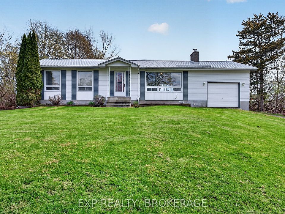 29 Hillcrest St, Frontenac Islands, ON K0H 2Y0 | MLS #X13080700