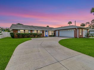 151 Sea Isle Cir, South Daytona, FL 32119