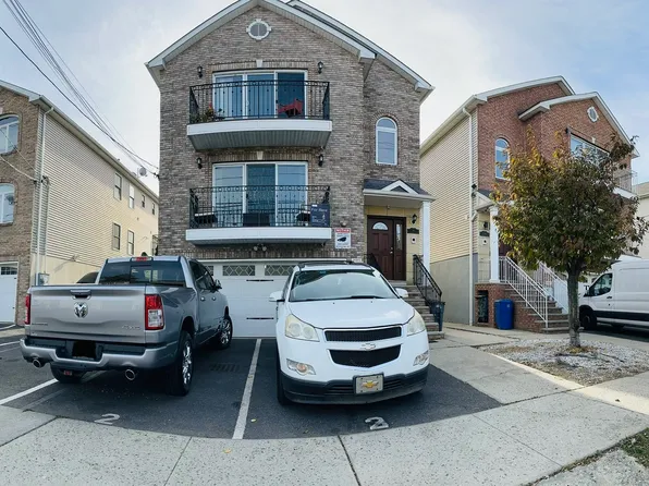 169 Clifford St #1, Newark, NJ 07105