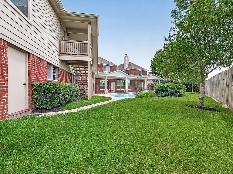 1415 Kennewick Ct — Photo 45
