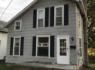 831 Foote St, Jackson, MI 49202