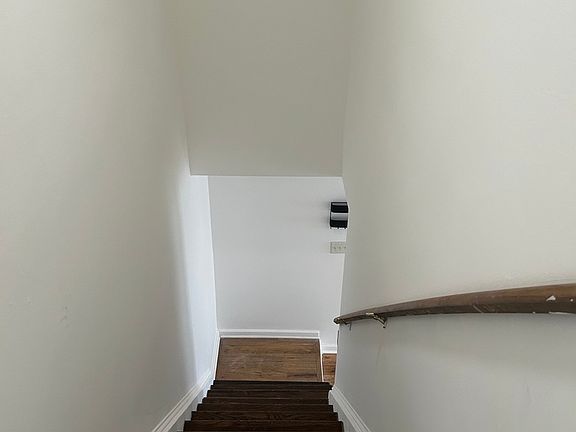 5th image of 10724 S Pulaski Rd
