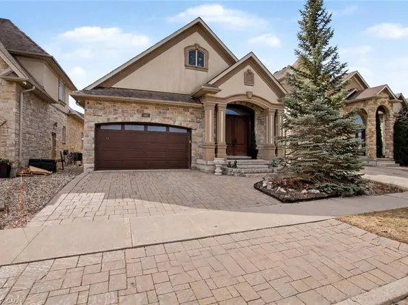 205 Paige Pl #Nn2k-4p5, Kitchener, ON N2K 4P5