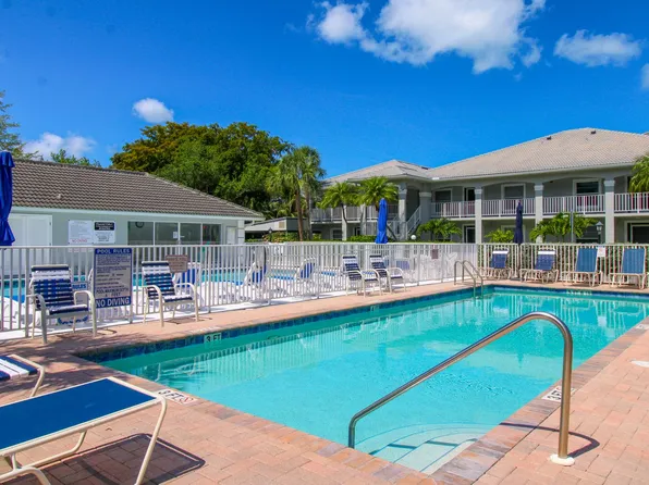 519 Roma Ct, Naples, FL