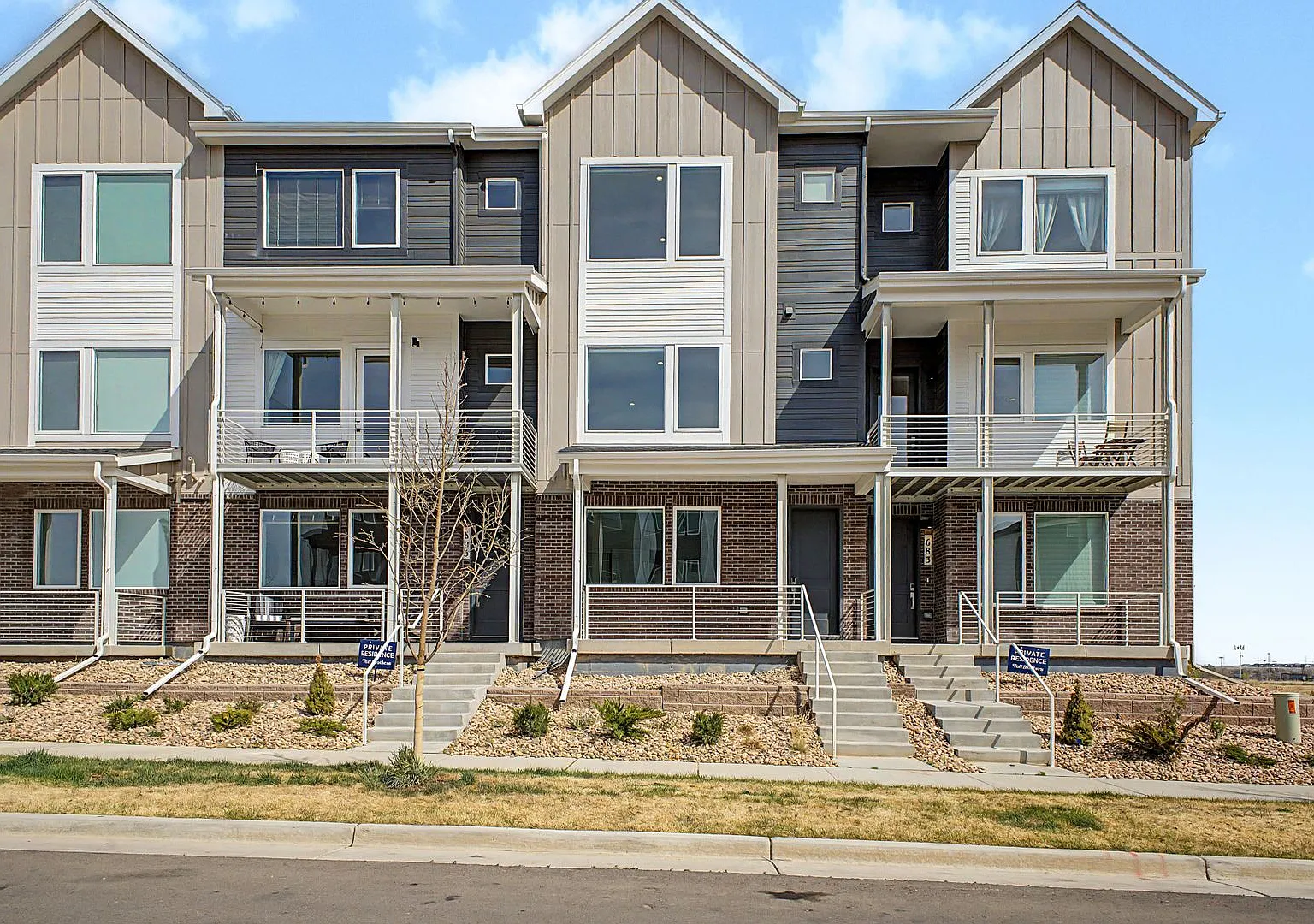 Brand-new townhome for rent in the heart of Erie Town Center — Photo 1
