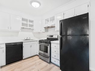 241 Main St APT C9, Reading, MA 01867