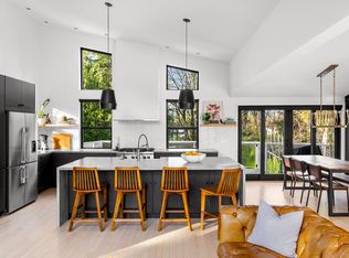 7869 229th St, Langley, BC V1M2J6