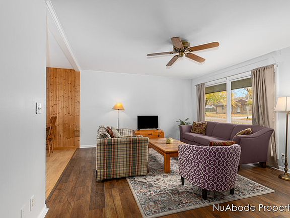 4th image of 153 Pershing Dr NE