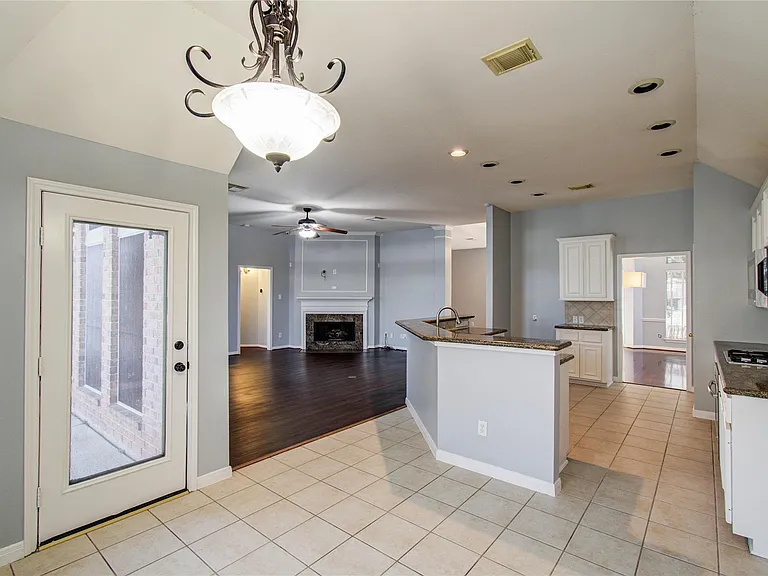 14731 Raven Hollow Ln — Photo 15