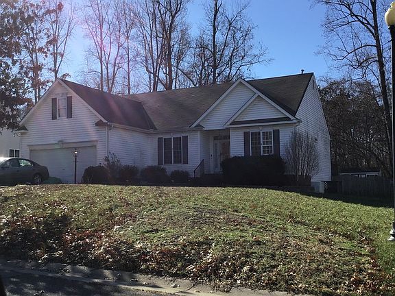 2nd image of 4450 Cara Hill Ln