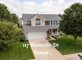 117 Barnside Dr, Englewood, OH 45322