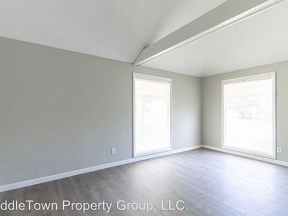 3rd image of 1000 N New York Ave APT 1A