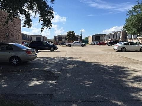 2nd image of 6422 Alma St