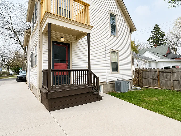 829 Miller Ave #2 — Photo 25
