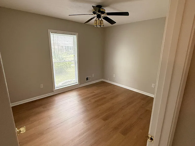 1009 Hess Ln — Photo 20