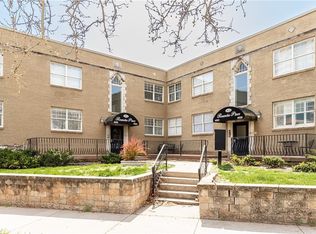 4526 Roanoke Pkwy APT A, Kansas City, MO 64111