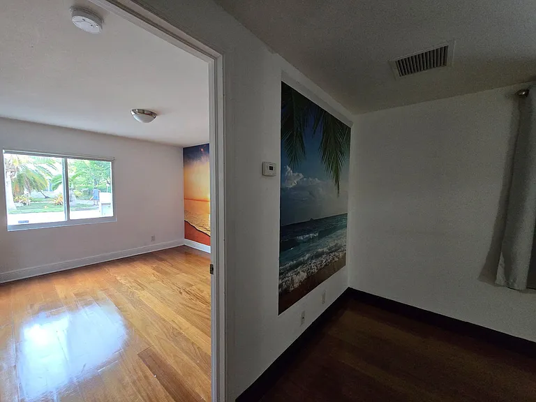 1922 Garfield St #1 — Photo 17