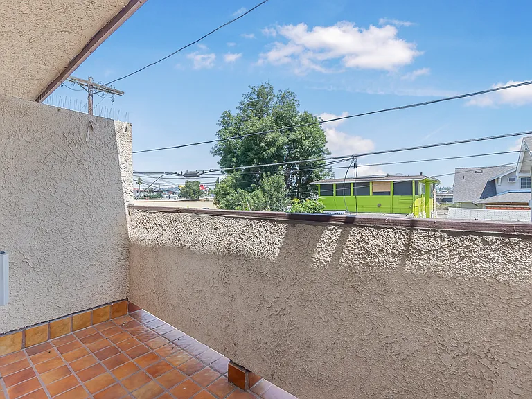 Berendo Apartments — Photo 16
