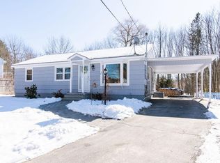 83 West St, Lunenburg, MA 01462