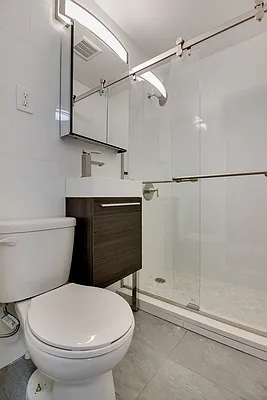 Rented by Creed Realty Group | media 9