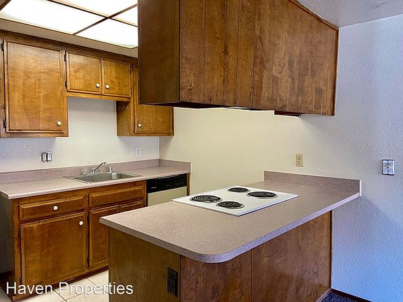 5th image of 9675 Lake Natoma Dr