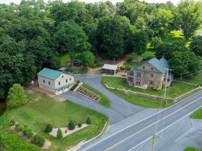 335 N Clay Rd, Lititz, PA, 17543