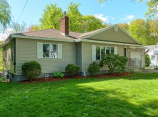83 Pierce St, Leominster, MA 01453