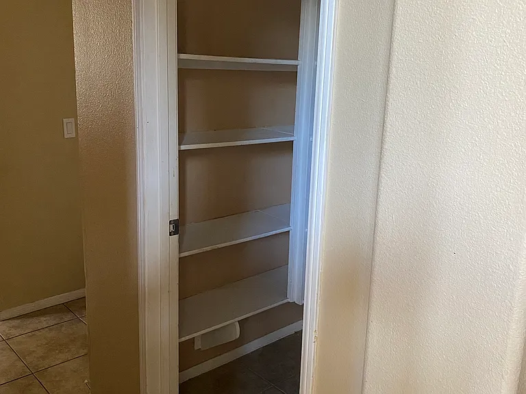 14684 Tilden Ln — Photo 27